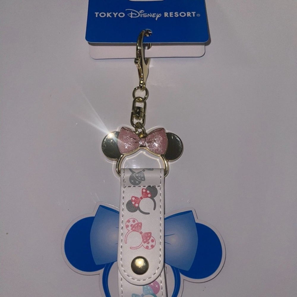 Pink and White Tokyo Disney Key Chain Ear Holder